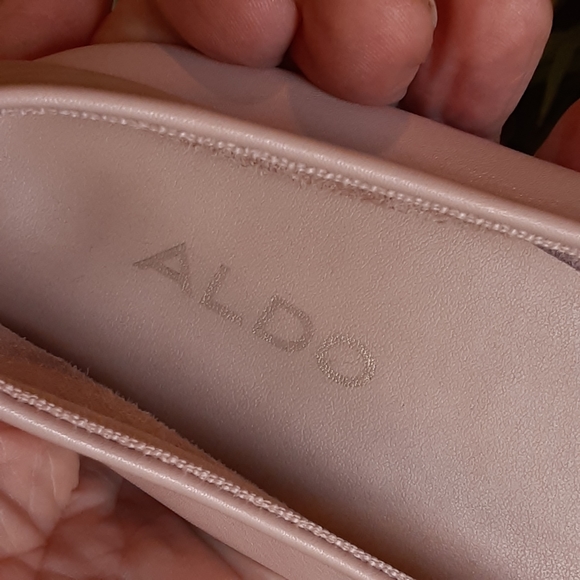 ALDO Nude Pointy Toe  Leather Flats Size 7.5 - Picture 4 of 8